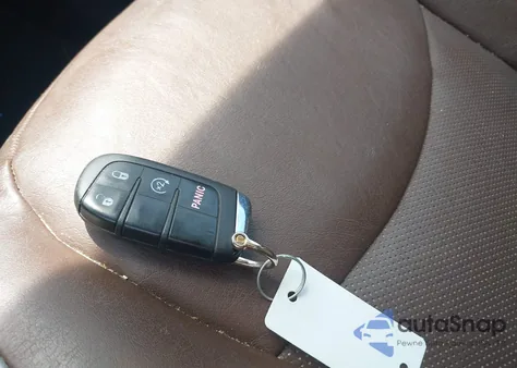 2017 Fiat 500X Lounge Fwd из США, поврежденный, VIN ZFBCFXDB6HP585219